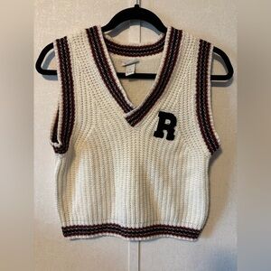 RUE21 Varsity crop sweater vest M